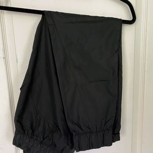 Under armour storm joggers